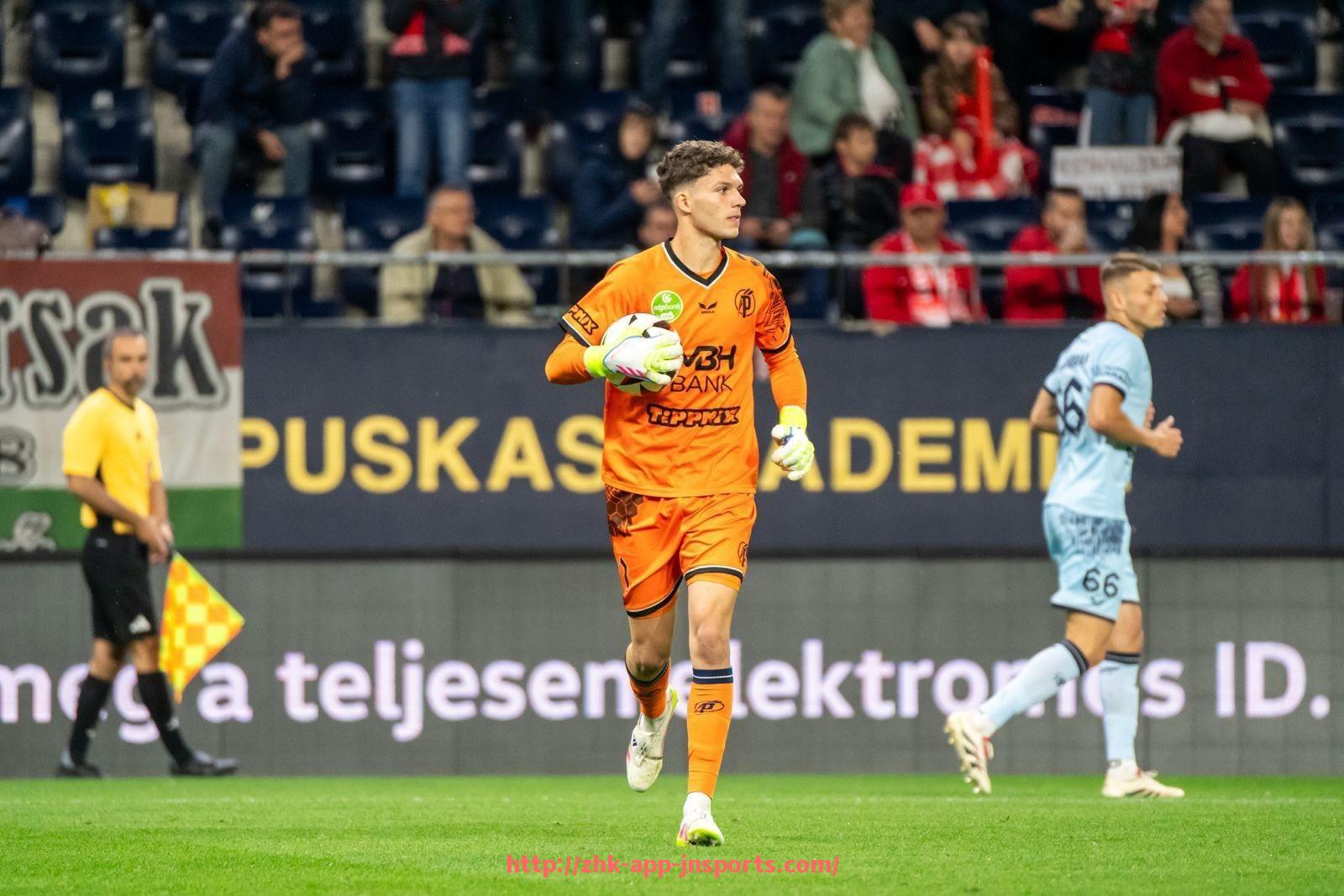 江南体育APP下载-德甲入球最多的球队盘点：攻击火力全面排行